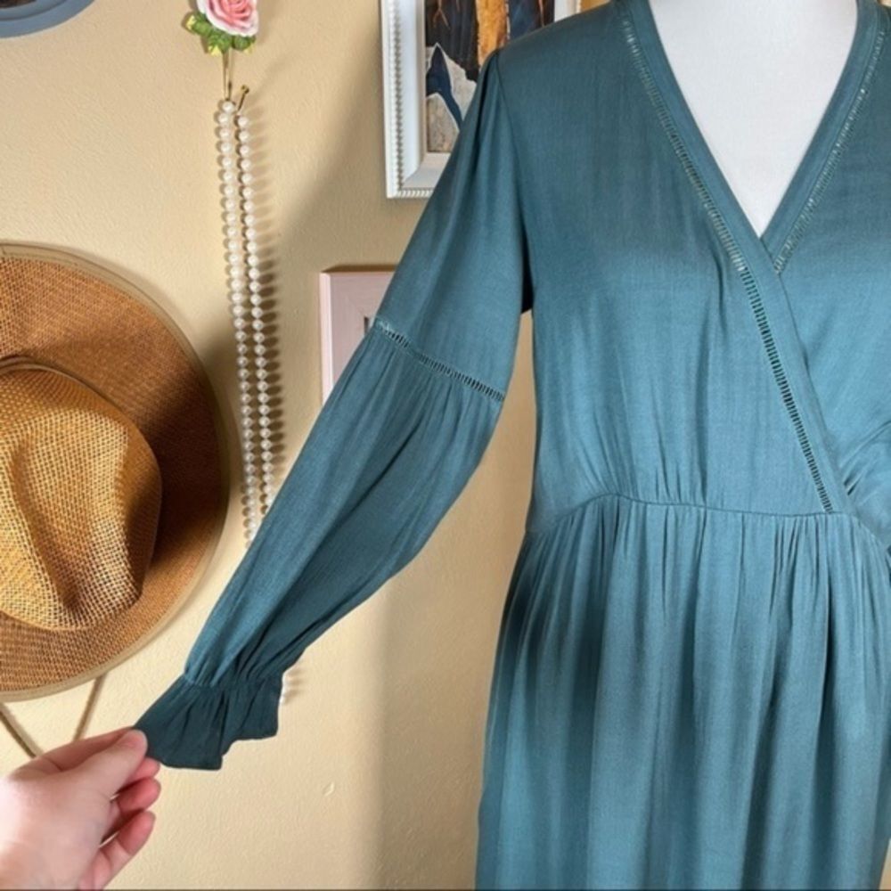 SEE U SOON | Puff Sleeve Emerald Smocked Oversized Wrap Dress - Picture 8 of 14